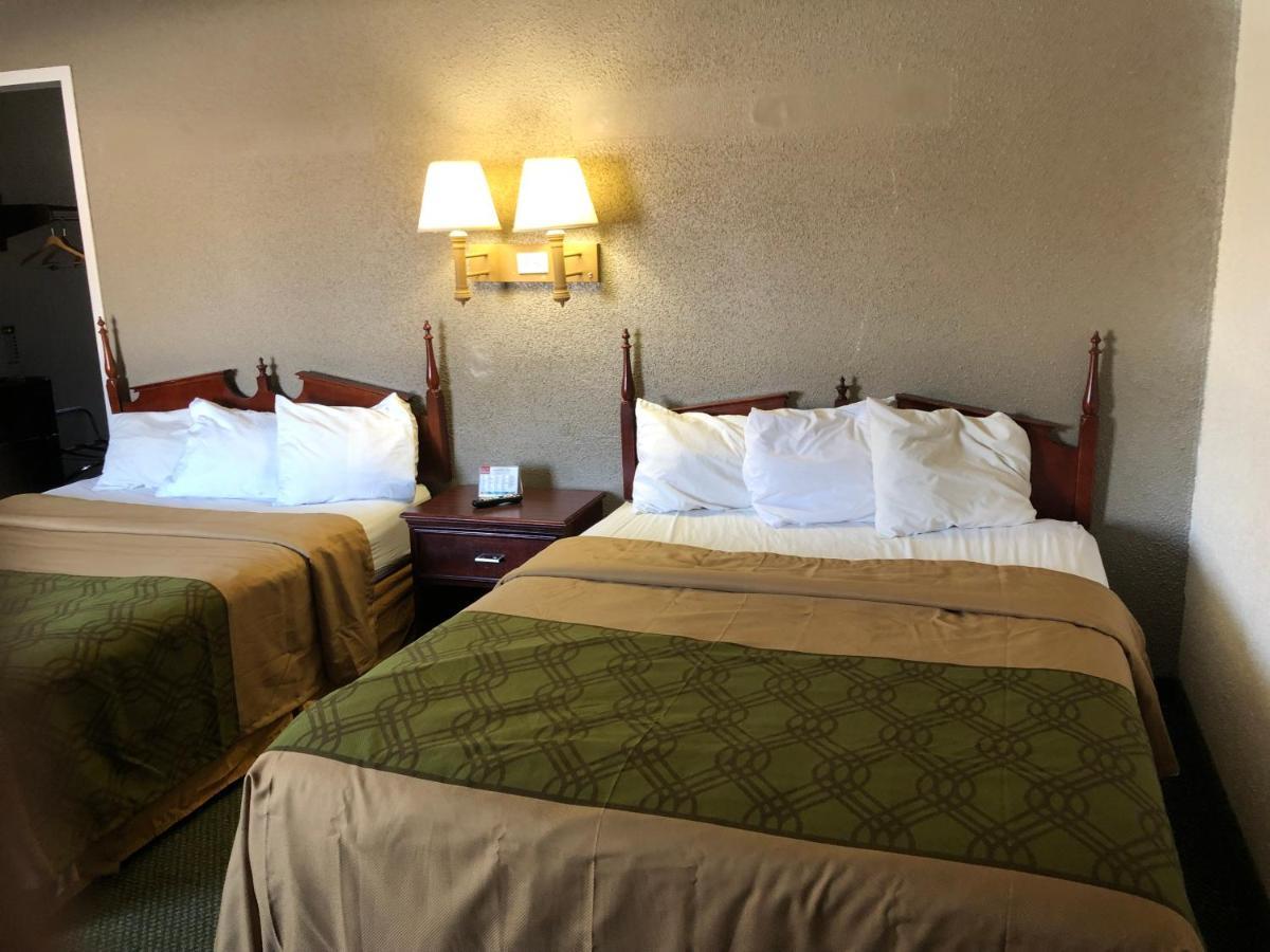 Econo Lodge Inn & Suites Wisconsin Dells Exteriér fotografie