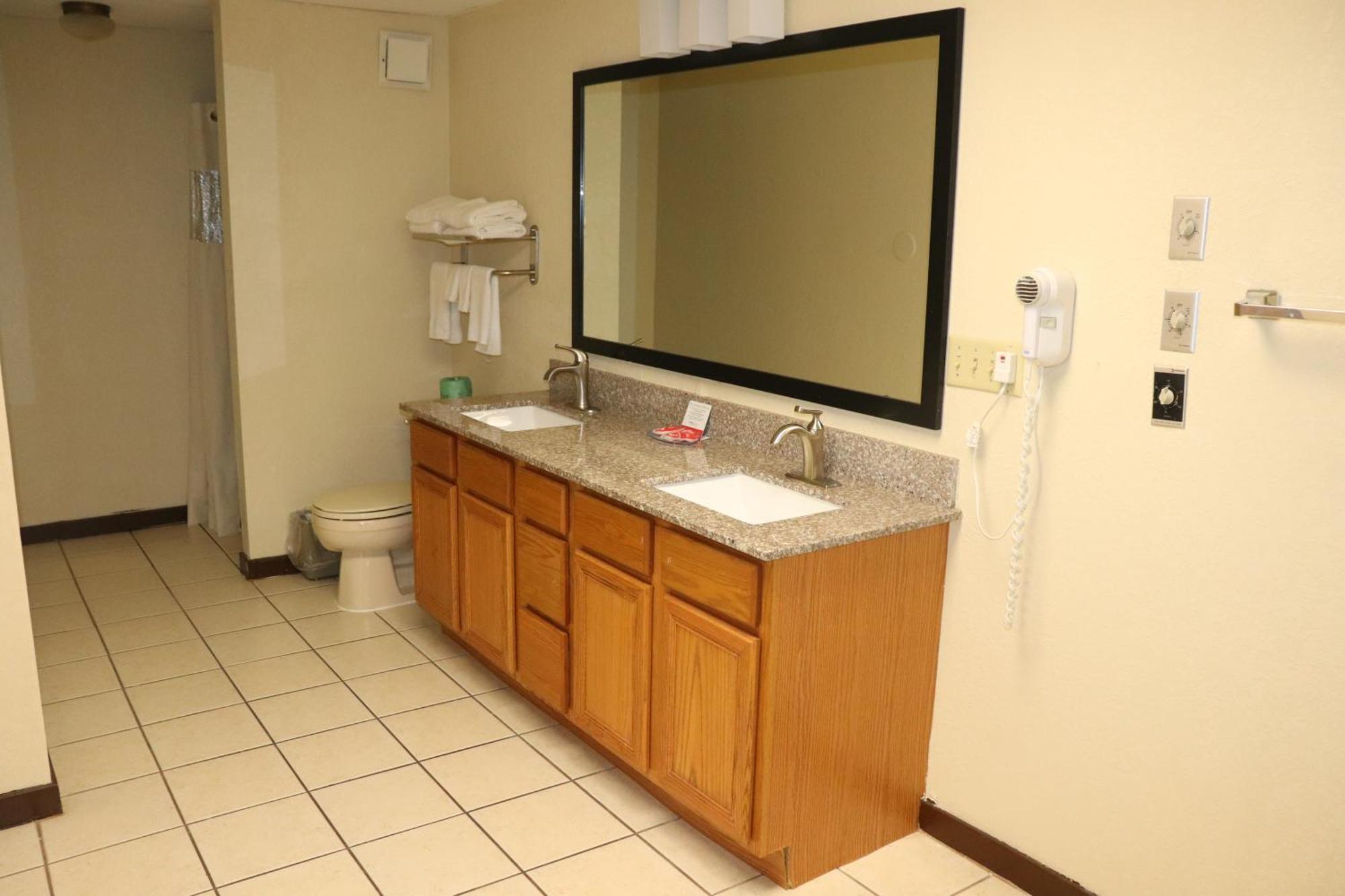 Econo Lodge Inn & Suites Wisconsin Dells Exteriér fotografie
